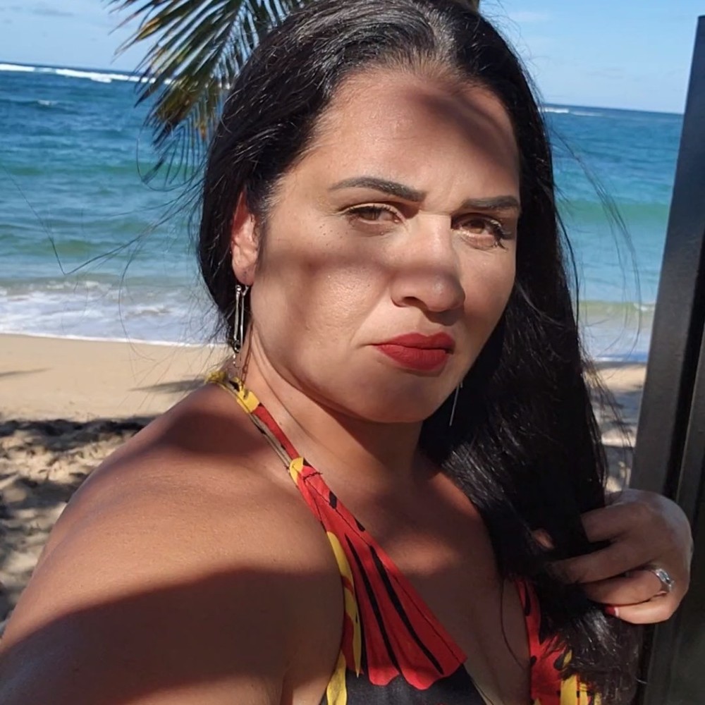 Meet your Posher, Posh